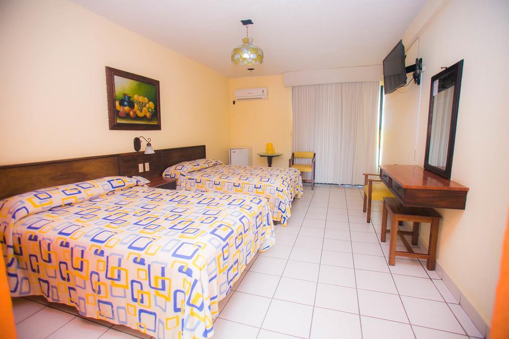 Hotel Estancia San Carlos Guayabitos رينكون دي غوايابيتوس المظهر الخارجي الصورة