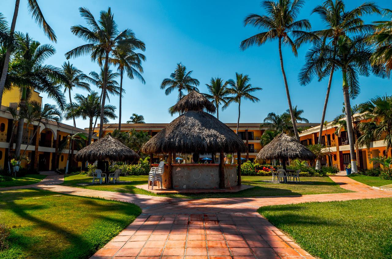 Hotel Estancia San Carlos Guayabitos رينكون دي غوايابيتوس المظهر الخارجي الصورة