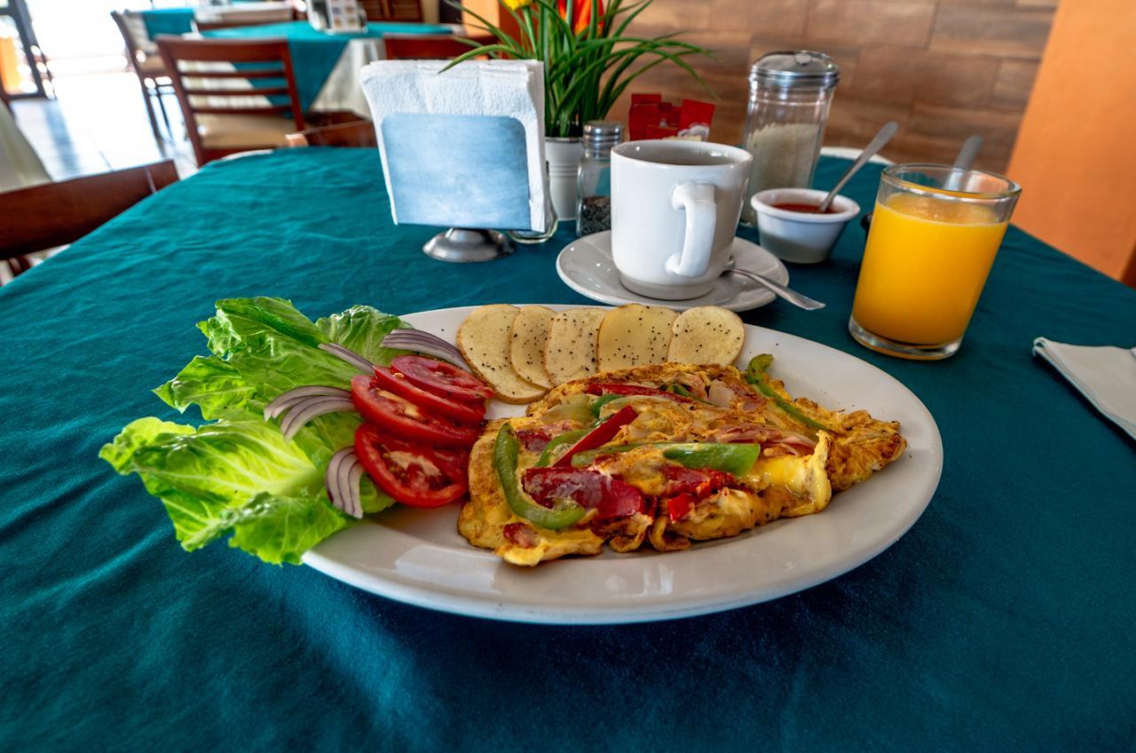 Hotel Estancia San Carlos Guayabitos رينكون دي غوايابيتوس المظهر الخارجي الصورة