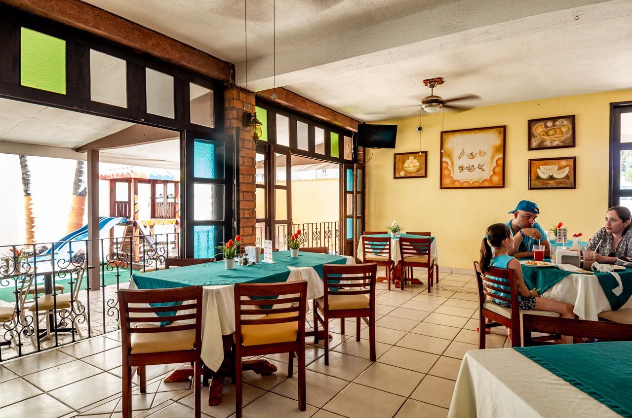 Hotel Estancia San Carlos Guayabitos رينكون دي غوايابيتوس المظهر الخارجي الصورة